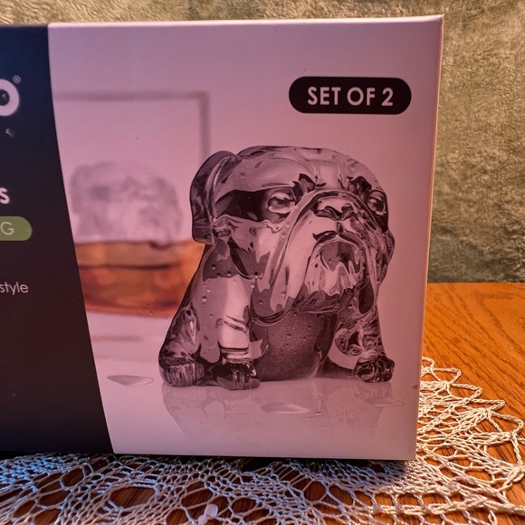 NIB Tovolo Set of 2 Bulldog Ice Molds - Picture 2 of 5